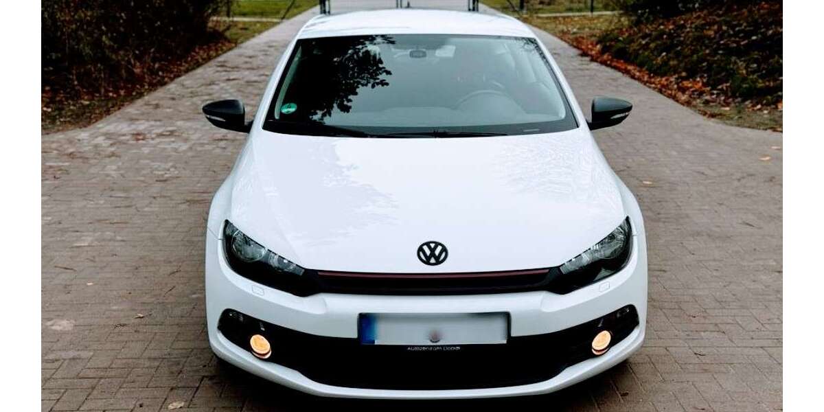VW Scirocco 138.500 km 8.400 &euro; Oldenburg 26125