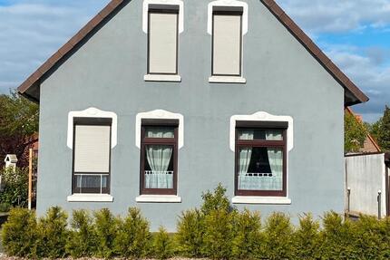 Haus Varel - 6 Zimmer, 135 m&sup2;, 299.000&euro; | Angebot:27163240