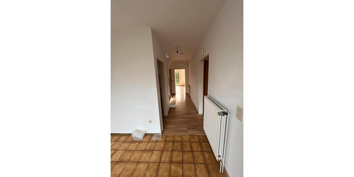 Doppelhaushälfte Westerstede - 4 Zimmer, 100 m&sup2;, 270.000&euro; | Angebot:26489385
