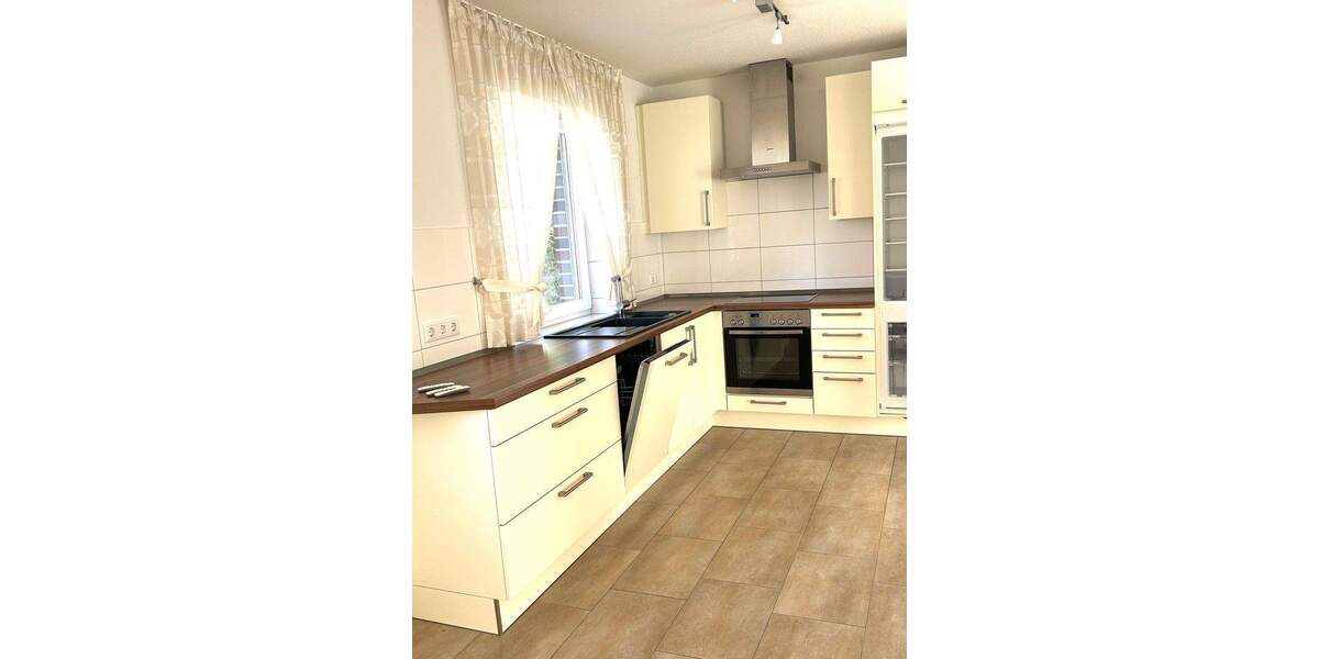 Etagenwohnung Bad Zwischenahn Bad Zwischenahn I - 3 Zimmer, 112 m&sup2;, 1.400&euro; | Angebot:25051132