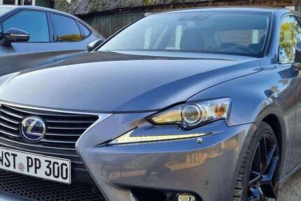 Lexus IS 300 74.750 km 24.999 &euro; Oldenburg (Oldenburg) 26127