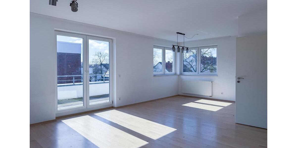 Dachgeschoßwohnung Oldenburg Alexandersfeld - 2 Zimmer, 93 m&sup2;, 895&euro; | Angebot:26195425