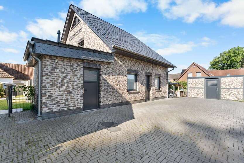 Haus zum Kaufen in Ganderkesee 399.000 € 140 m²