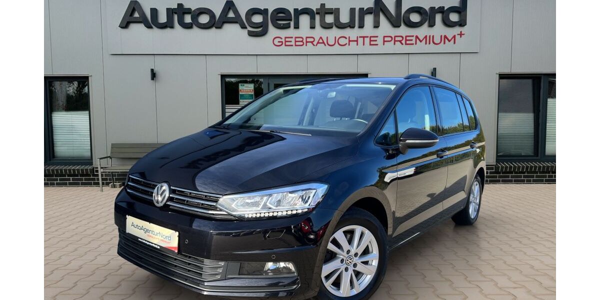 VW Touran 99.641 km 21.950 &euro; Großenkneten 26197