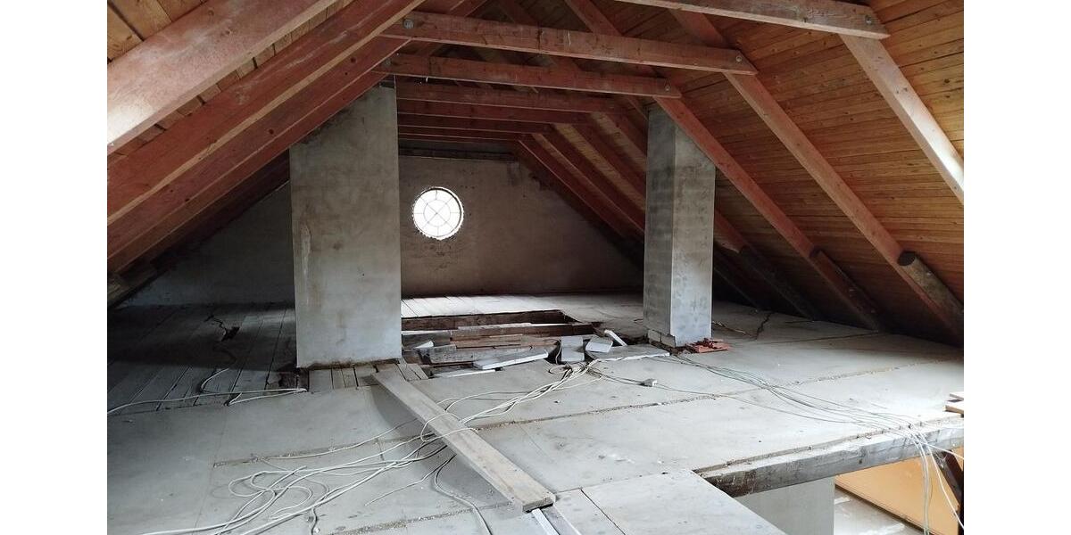 Bauernhaus, Landhaus Jade - 8 Zimmer, 234 m&sup2;, 249.000&euro; | Angebot:26657165