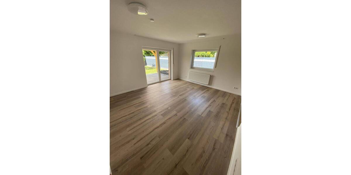 Etagenwohnung Großenkneten - 2 Zimmer, 75 m&sup2;, 950&euro; | Angebot:26867076