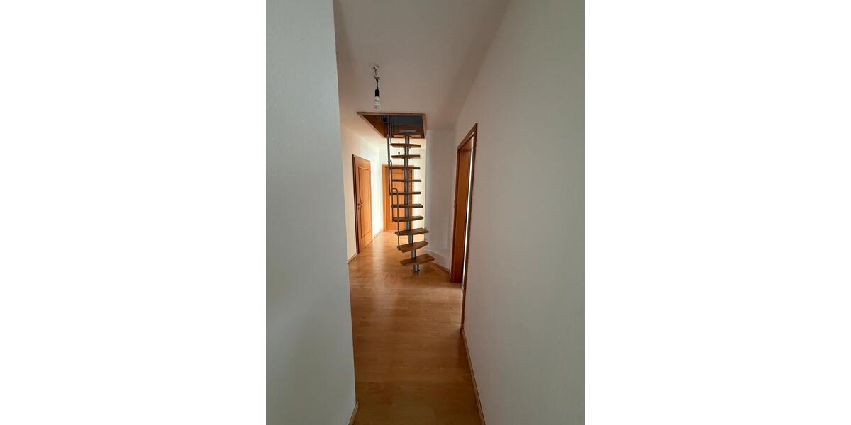 Maisonette-Wohnung mit Großer Dachterrasse 5 zimmer