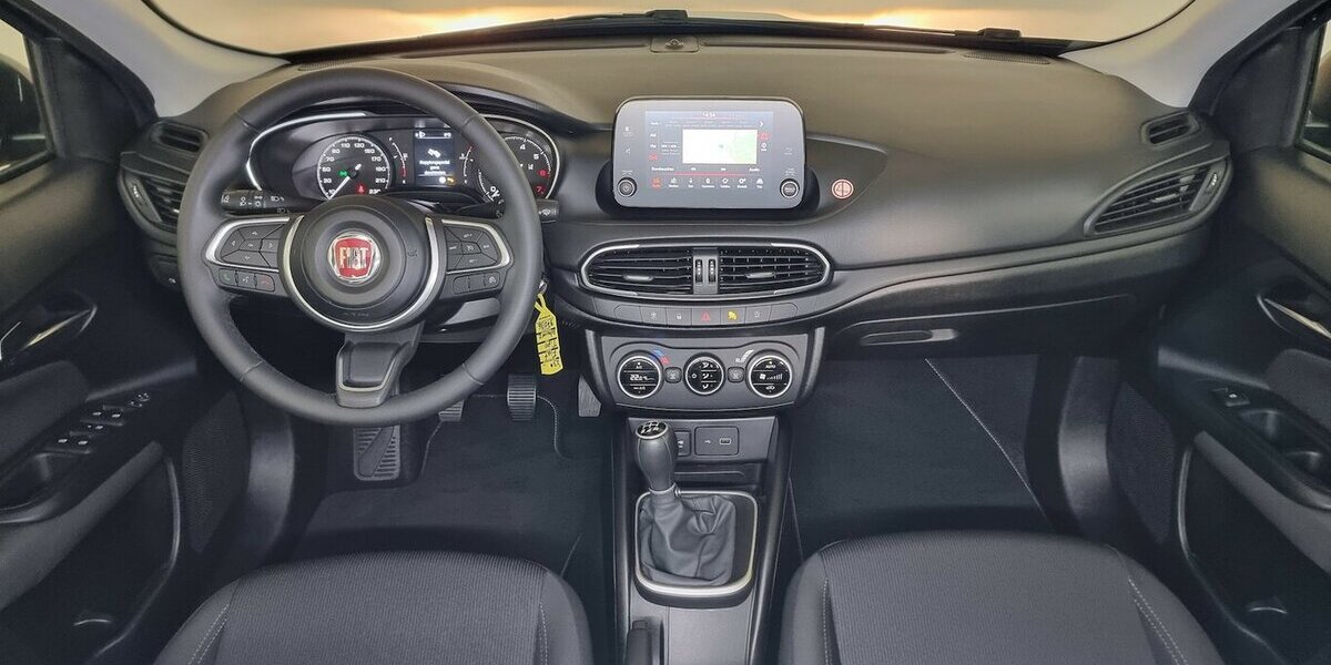 Fiat Tipo CityLife APP Navi Klima Kamera Tempomat 31.500 km 15.990 &euro; Garrel 49681