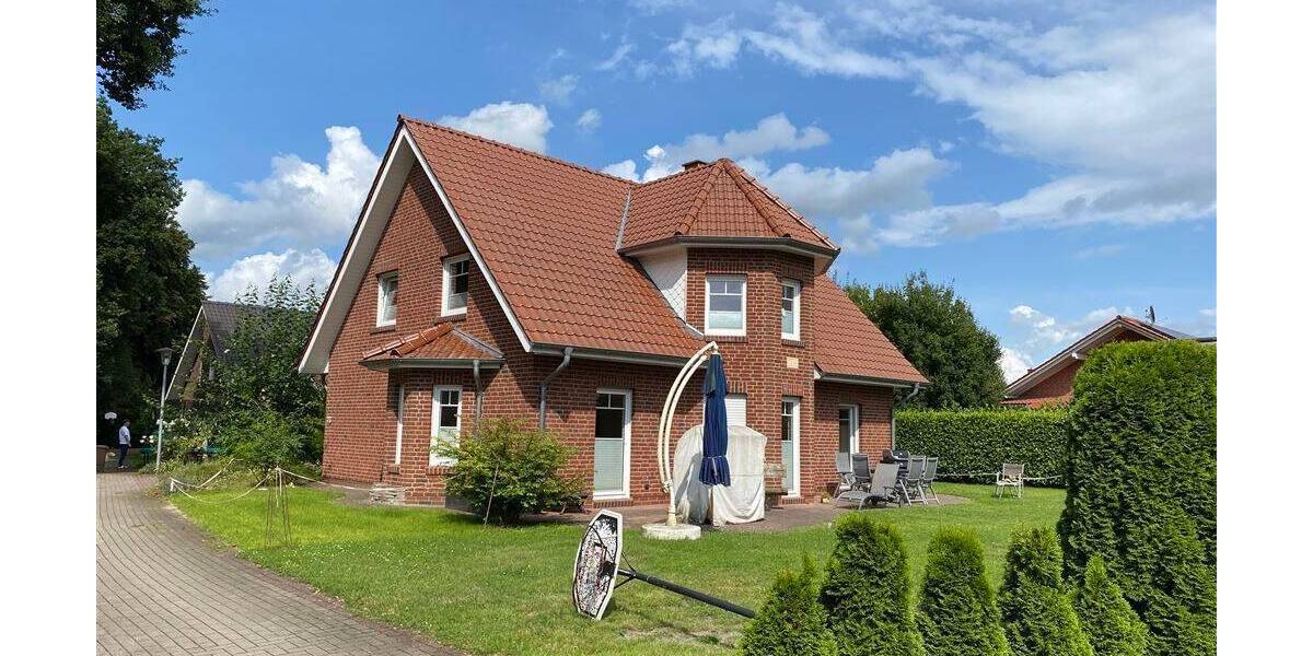 Privatstraße- gepflegtes Einfamilienhaus mit Doppelcarport 6 zimmer