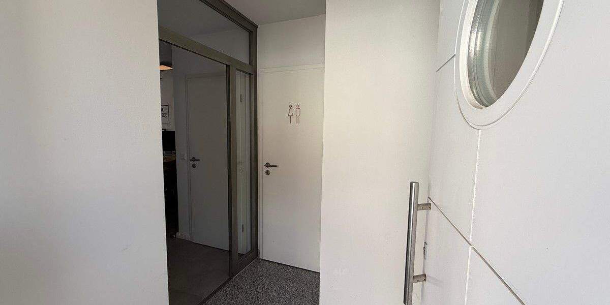 Einzigartiges Architektenhaus in zentraler Lage- Wohnen und Arbeiten für alle, die es exklusiv mögen 4 zimmer