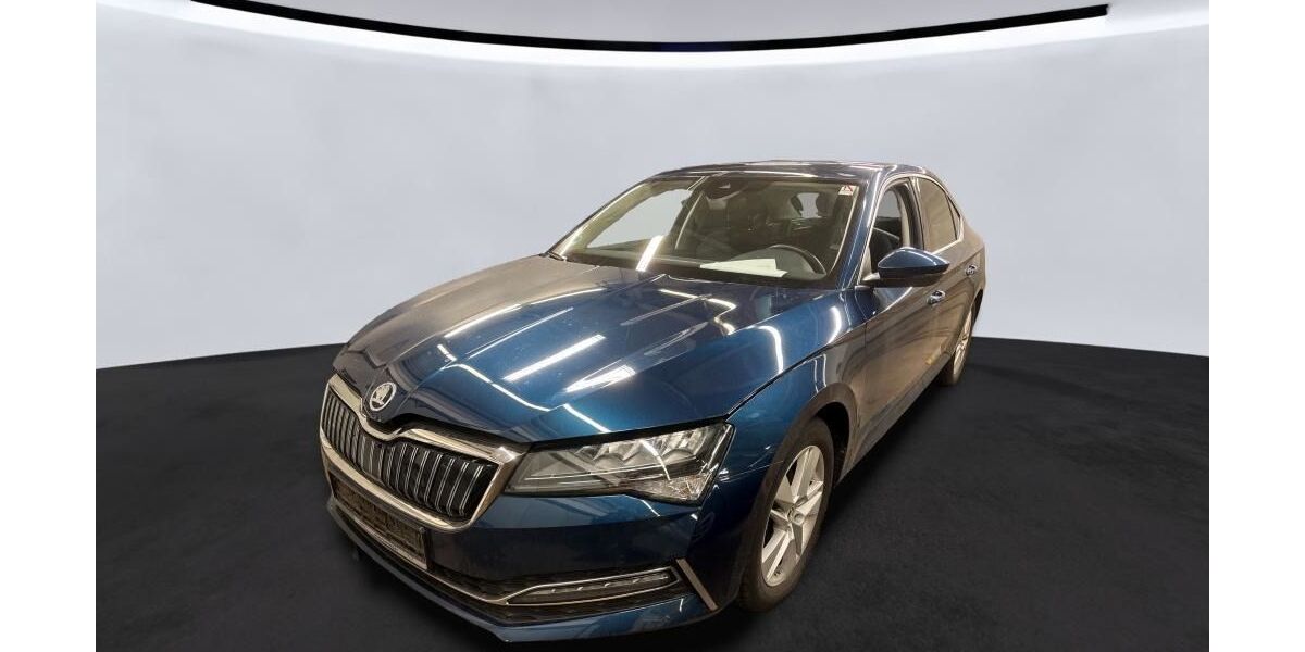 Skoda Superb 53.778 km 22.900 &euro; Rastede/ Wahnbek 26180