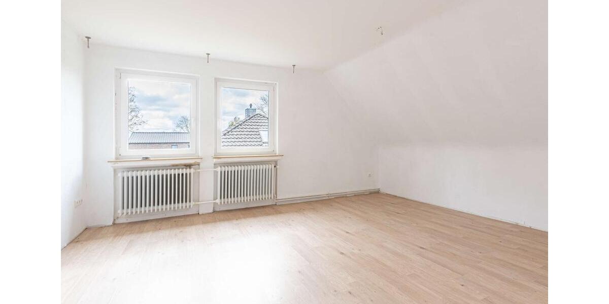 Dachgeschoßwohnung Rastede - 3 Zimmer, 69 m&sup2;, 690&euro; | Angebot:26267966