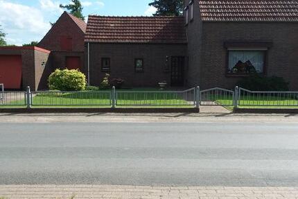 DHH plus Bauland in 2. und 3. Reihe (1.938 m²) 4 zimmer