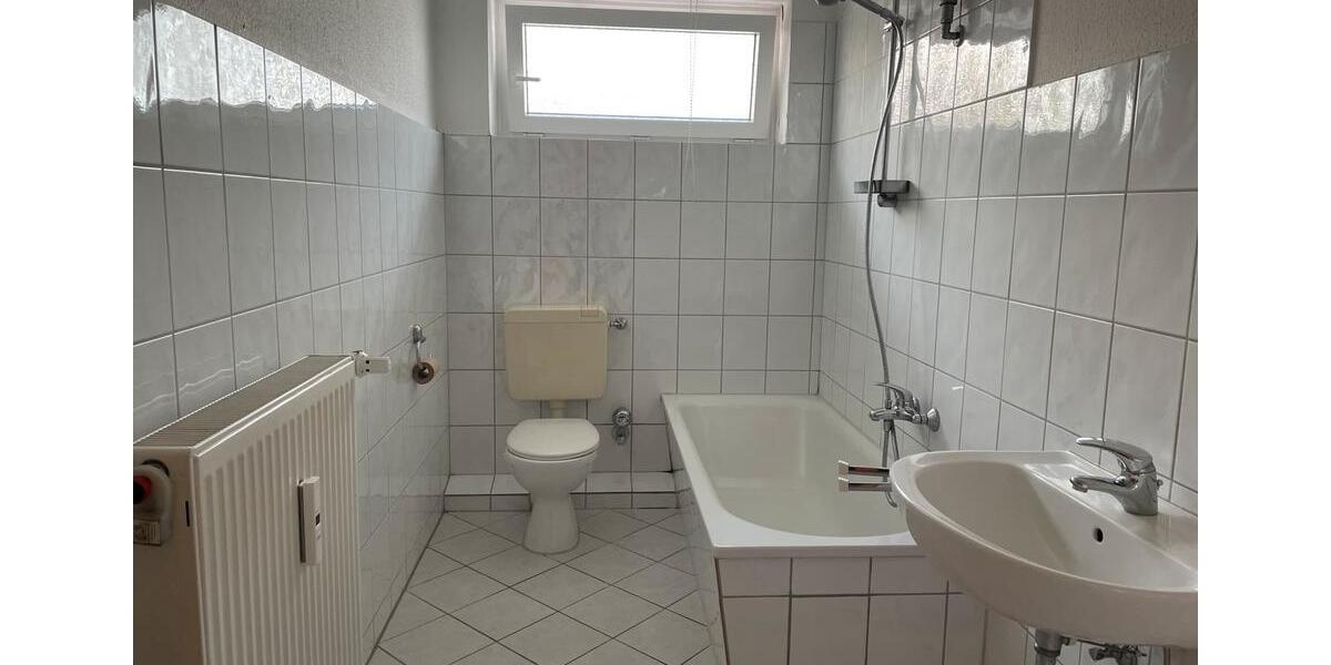 Etagenwohnung Ganderkesee - 3 Zimmer, 74 m&sup2;, 700&euro; | Angebot:24774010