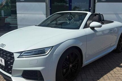 Audi TT 82.500 km 24.250 &euro; Brake / Unterweser 26919