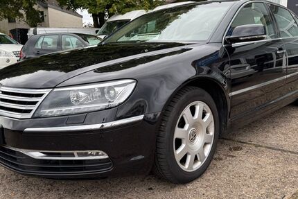 VW Phaeton 254.900 km 8.990 € Cloppenburg 49661