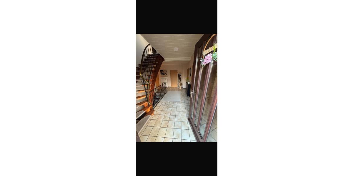 Einfamilienhaus Dötlingen - 6 Zimmer, 220 m&sup2;, 1.400&euro; | Angebot:25281358