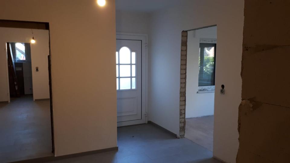 Hochwertig kernsanierte 4-Zimmer-Erdgeschosswohnung mit Garten 4 zimmer