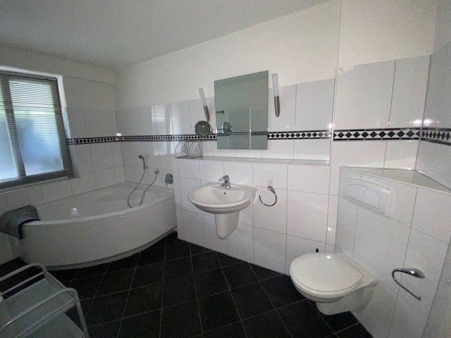 Etagenwohnung Oldenburg Dobbenviertel - 3 Zimmer, 99 m&sup2;, 900&euro; | Angebot:26271958