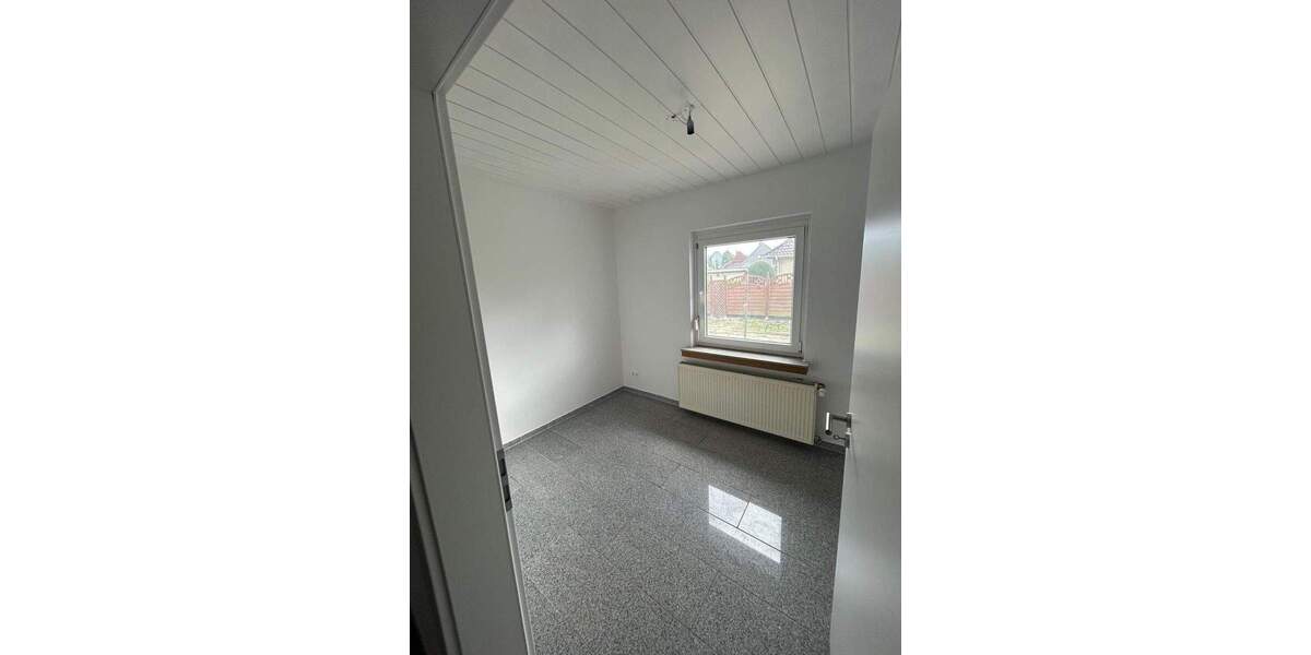 Mehrfamilienhaus, Wohnhaus Brake - 5 Zimmer, 93 m&sup2;, 209.900&euro; | Angebot:25142200