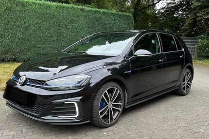 VW Golf 114.000 km 15.700 &euro; Hude 27798