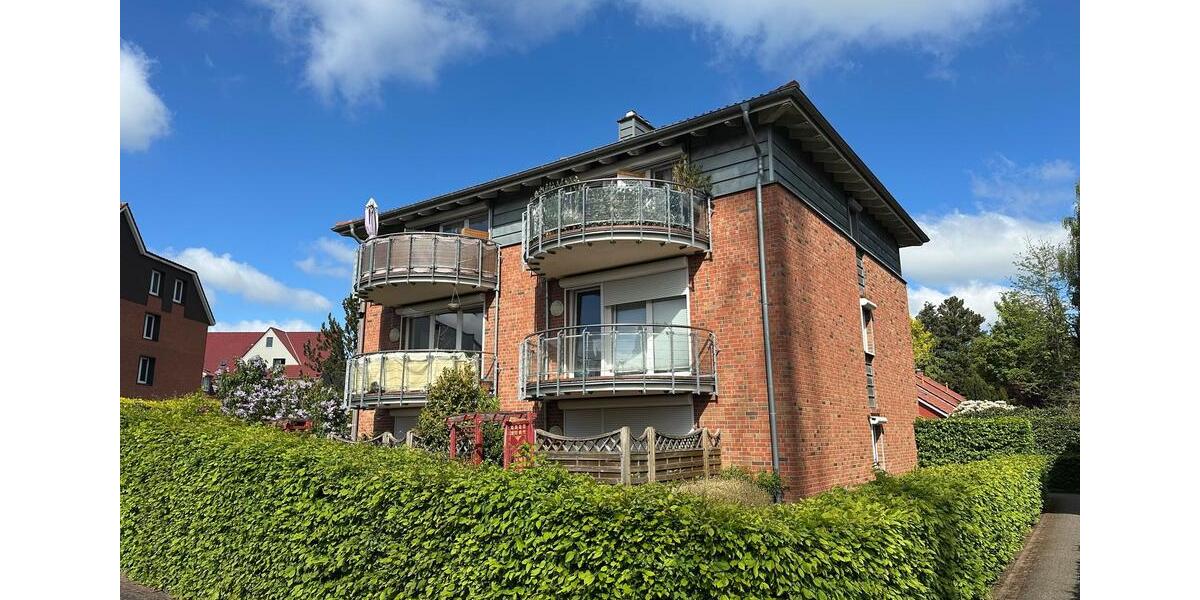 Dachgeschoßwohnung Westerstede - 3 Zimmer, 98 m&sup2;, 900&euro; | Angebot:26599586