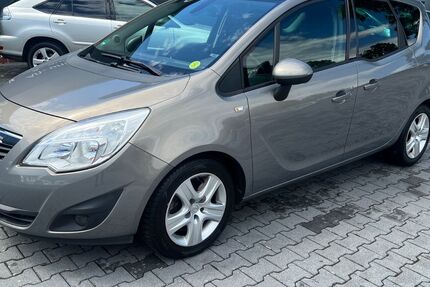 Opel Meriva 194.500 km 3.499 &euro; Jaderberg 26349