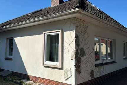 Haus Westerstede - 4 Zimmer, 120 m&sup2;, 950&euro; | Angebot:26286941