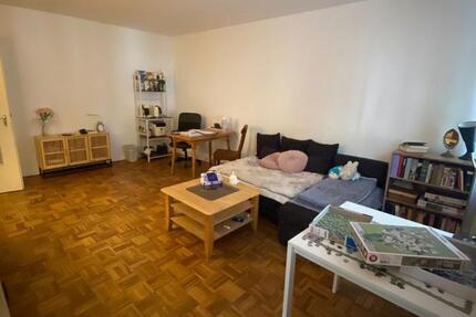 Schöne 2ZKB Whg. OL zentral, Balkon, 41 qm, 390 EUR kalt