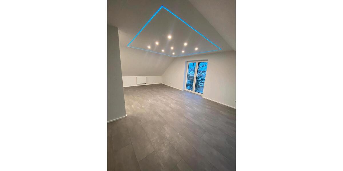 Dachgeschoßwohnung Schwanewede - 4 Zimmer, 103 m&sup2;, 179.000&euro; | Angebot:25300933