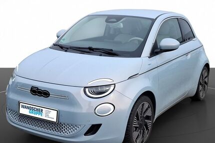 Fiat 500e 26.175 km 18.990 &euro; Oldenburg 26135