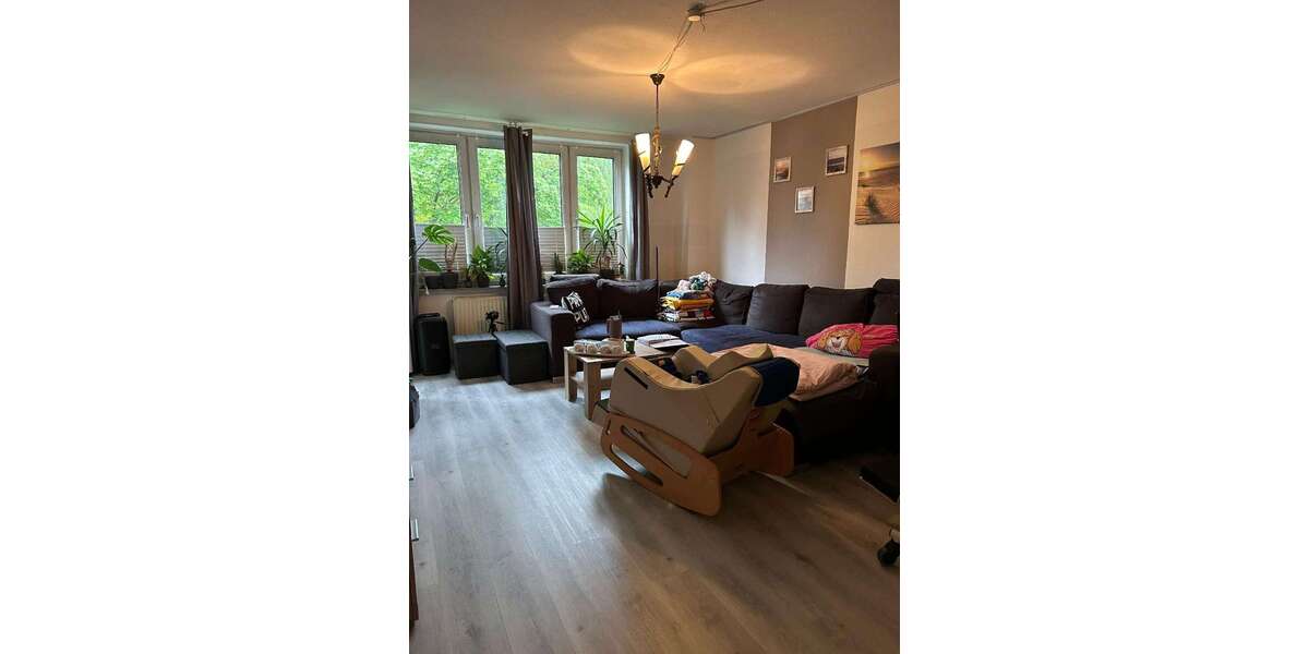 Etagenwohnung Oldenburg - 4 Zimmer, 90 m&sup2;, 700&euro; | Angebot:26738379