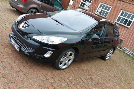 Peugeot 308 180.000 km 2.200 € Oldenburg 26123