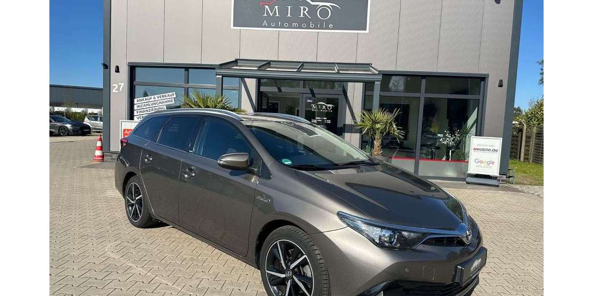 Toyota Auris 140.070 km 14.499 &euro; Delmenhorst 27755