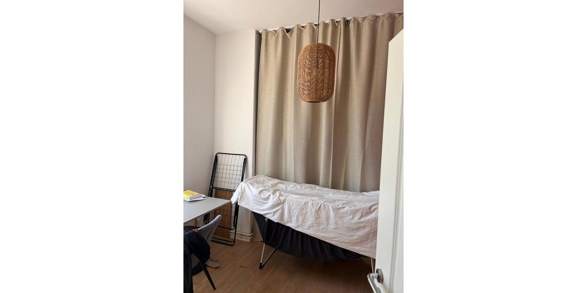 Etagenwohnung Oldenburg Ziegelhof - 4 Zimmer, 95 m&sup2;, 1.130&euro; | Angebot:26248109