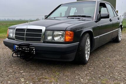 Mercedes-Benz 190 249.000 km 7.899 € Berne 27804