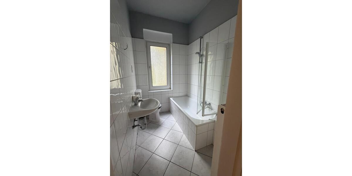 Hochparterre Oldenburg Bloherfelde - 4 Zimmer, 85 m&sup2;, 720&euro; | Angebot:26582760