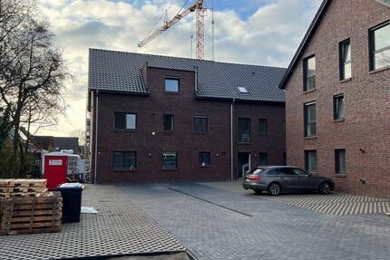 Wohnung Edewecht - 5 Zimmer, 158 m&sup2;, 1.820&euro; | Angebot:25305525