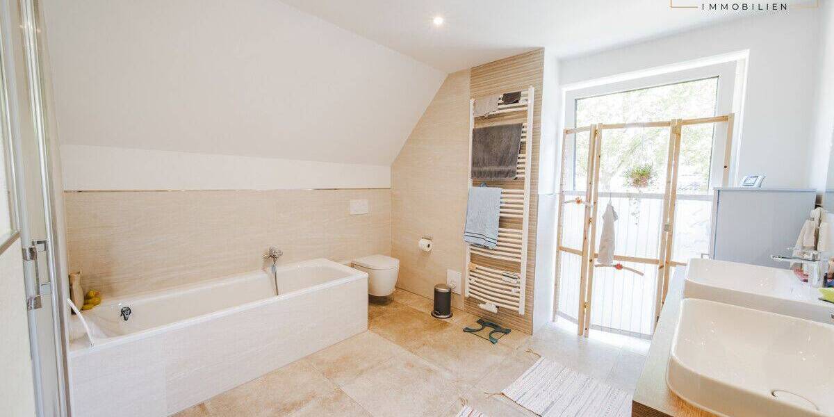 Doppelhaushälfte Bad Zwischenahn / Bloh Bad Zwischenahn I - 4 Zimmer, 123 m&sup2;, 1.540&euro; | Angebot:26886495