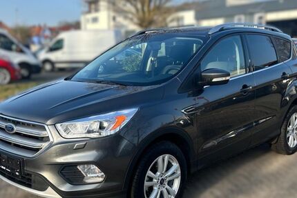 Ford Kuga 103.530 km 13.990 &euro; Oldenburg 26122