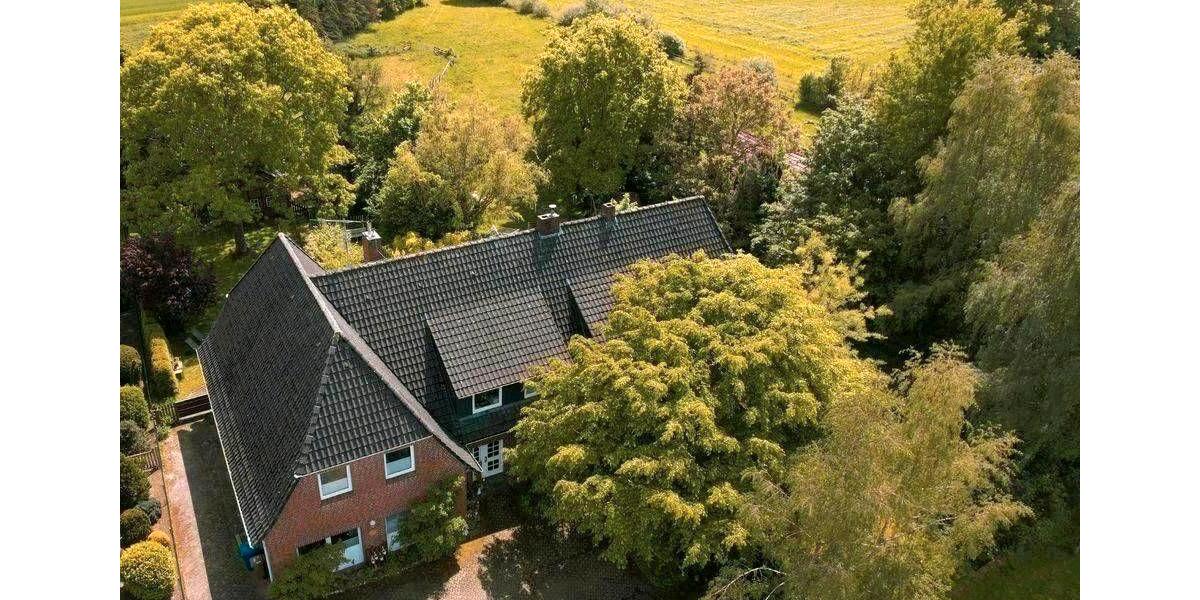 Einfamilienhaus Edewecht - 11 Zimmer, 300 m&sup2;, 449.000&euro; | Angebot:26723010