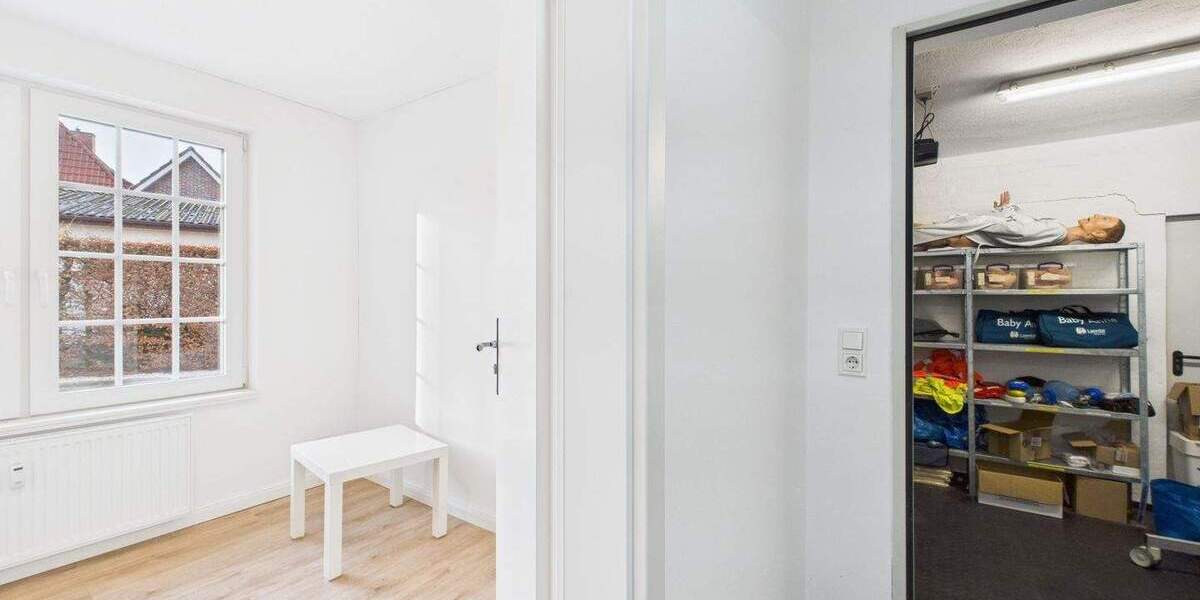 Gewerbeobjekt Edewecht - 2 Zimmer, 47 m&sup2;, 750&euro; | Angebot:26930584