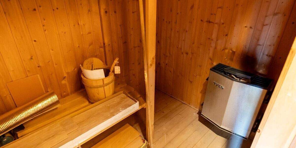 *** 3 WE - 1 WE frei - 2 vermietet - BELIEBTE LAGE in GUTER NACHBARSCHAFT *** 7 zimmer