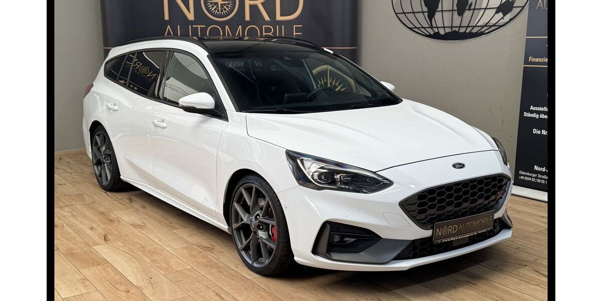 Ford Focus 97.402 km 18.400 &euro; Rastede/ Wahnbek 26180