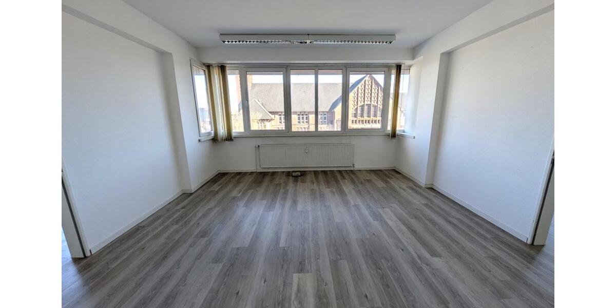 Etagenwohnung Oldenburg Dobbenviertel - 5 Zimmer, 170 m&sup2;, 1.600&euro; | Angebot:26639302