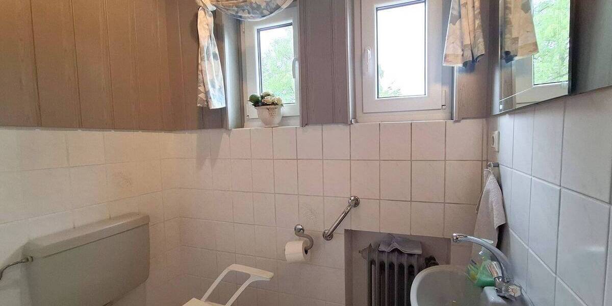 Einfamilienhaus Berne Ranzenbüttel - 7 Zimmer, 205 m&sup2;, 256.000&euro; | Angebot:26568908