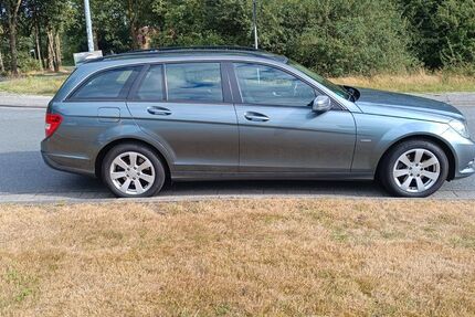 Mercedes-Benz 220 251.000 km 5.500 &euro; Friesoythe 26169