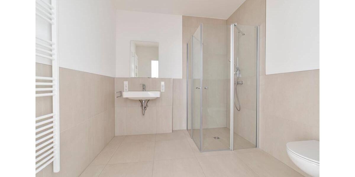Erdgeschoßwohnung Oldenburg Bloherfelde - 2 Zimmer, 65 m&sup2;, 990&euro; | Angebot:26430077
