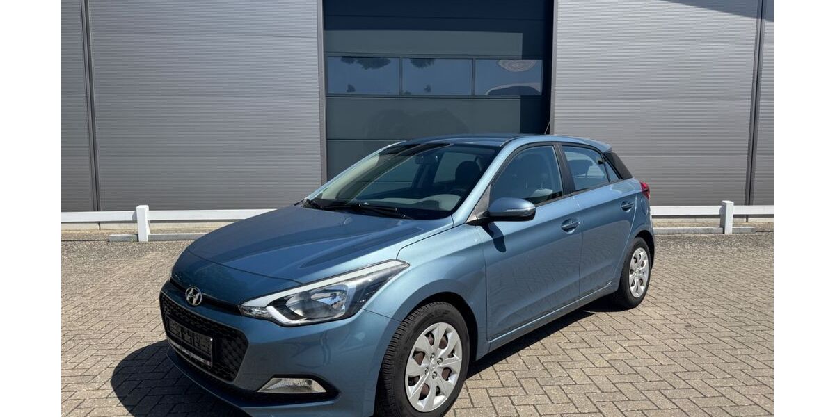 Hyundai i20 78.440 km 7.999 &euro; Ganderkesse 27777