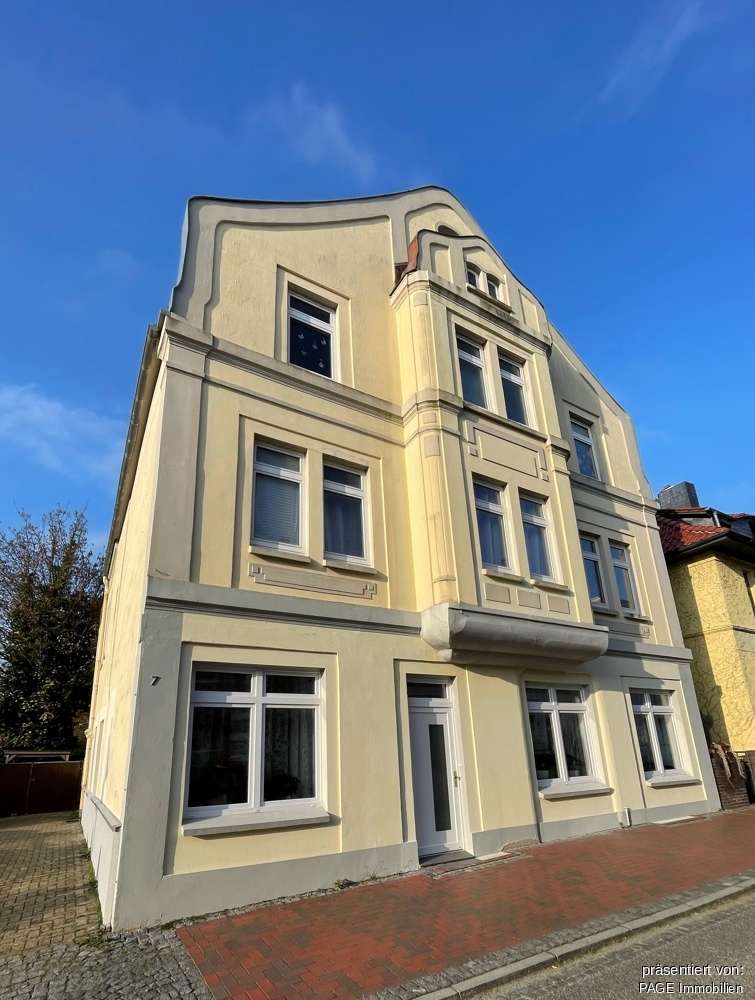Wohnung zum Mieten in Varel 660 € 96 m²